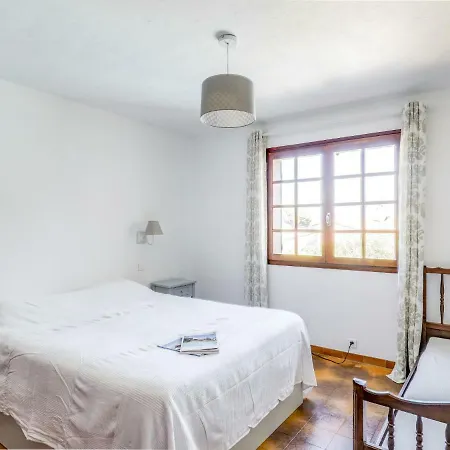 Villa Dauphin וילה